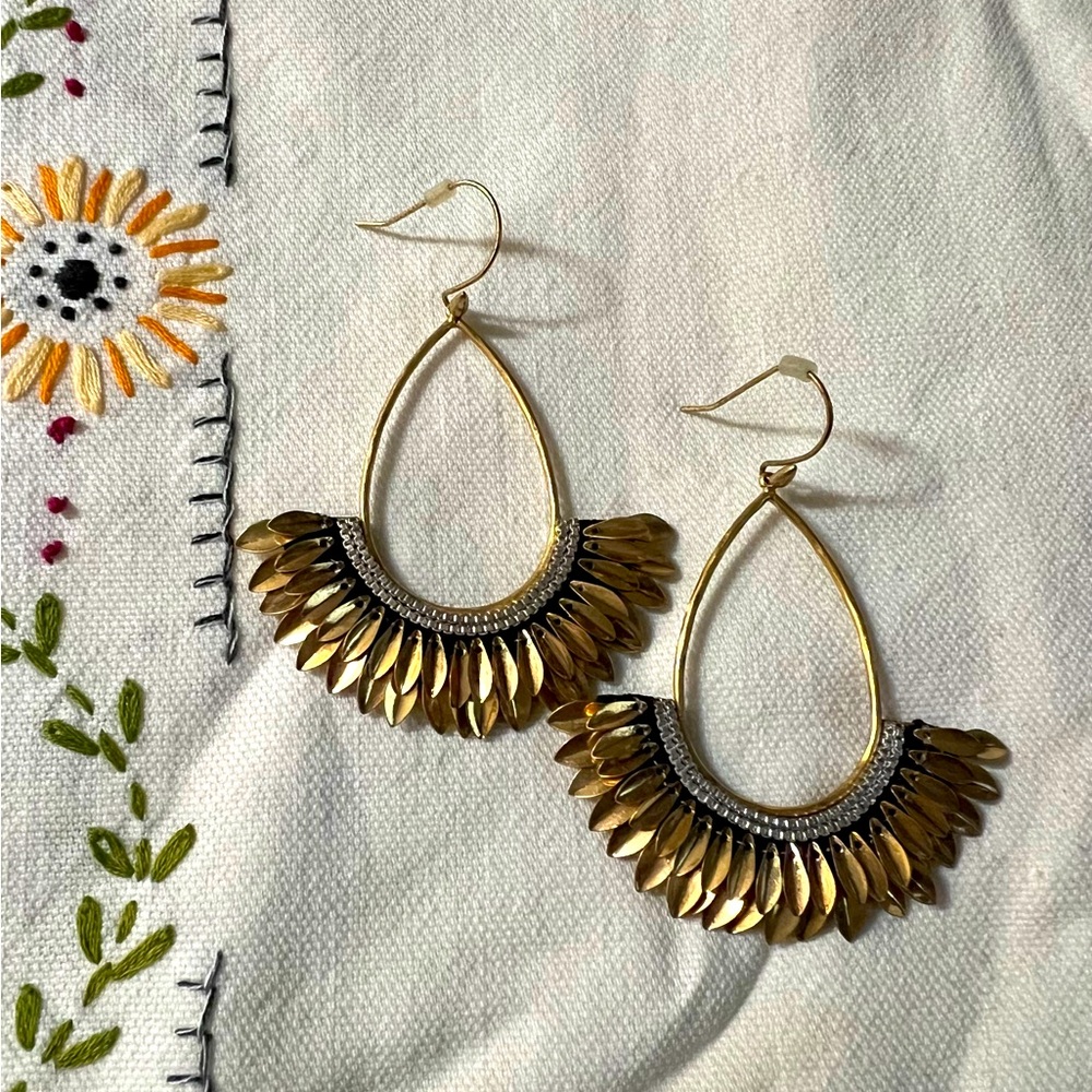 Stella & Dot gold fan earrings.